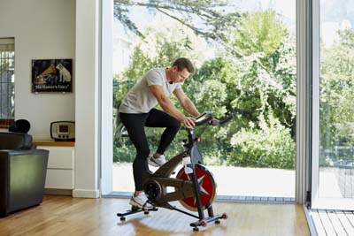 Faire du fitness à la maison - Cardio | Stimium Sport Nutri-Protection